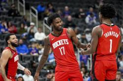 米切尔险胜官方宣布新规，火箭关键表现点燃全场！